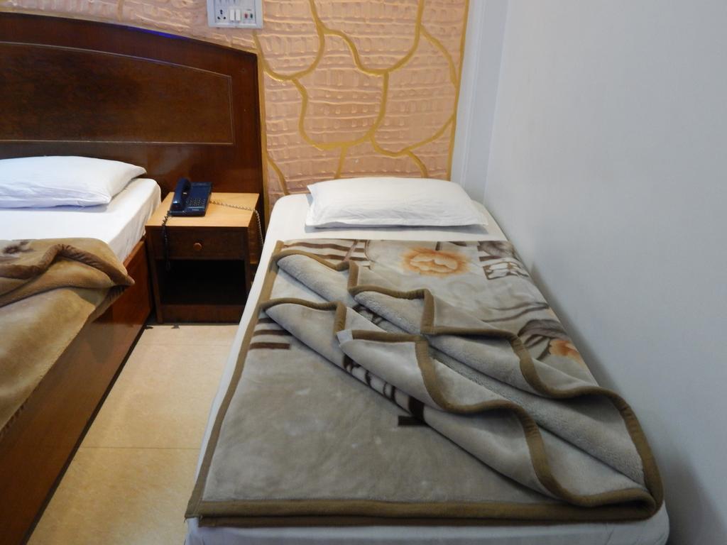 Airport Hotel Paradise International Nové Dillí Pokoj fotografie