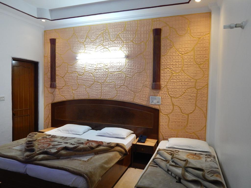 Airport Hotel Paradise International Nové Dillí Pokoj fotografie