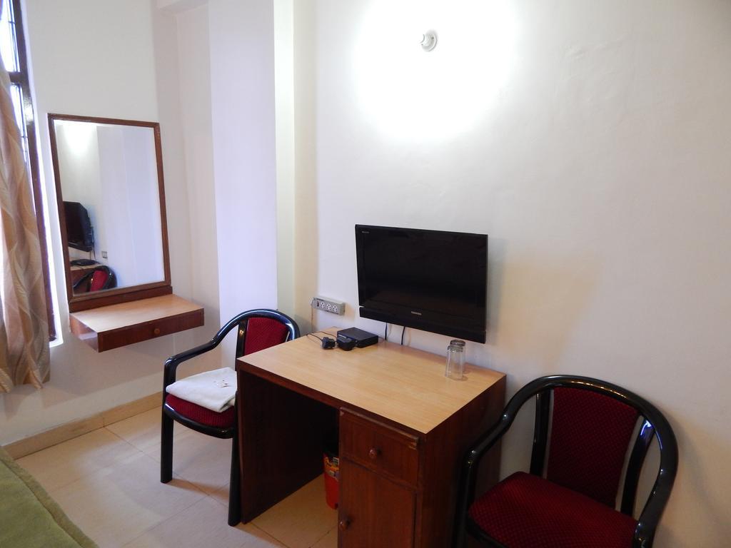 Airport Hotel Paradise International Nové Dillí Pokoj fotografie