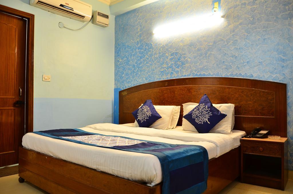 Airport Hotel Paradise International Nové Dillí Pokoj fotografie